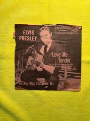 Elvis Presley – RCA Victor 45 RPM Love Me Tender / Any Way You Want Me – W/PS