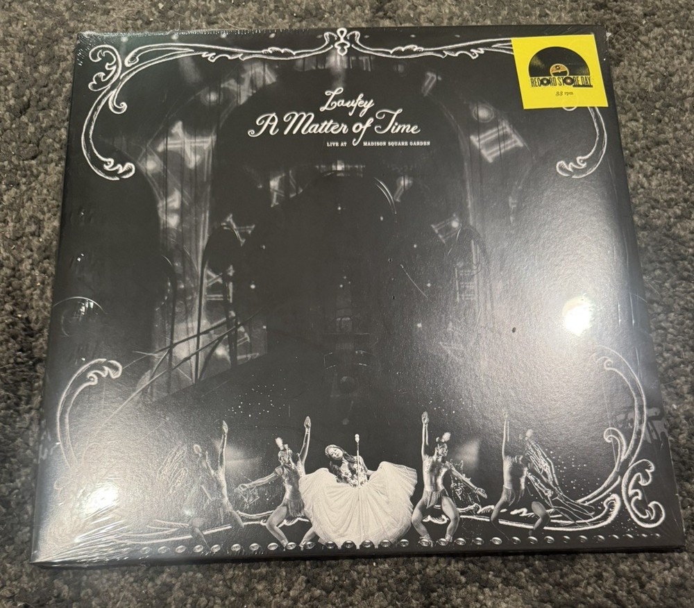 a matter of time live at madison square garden (2 lp red vinyl rsd 2026) laufey