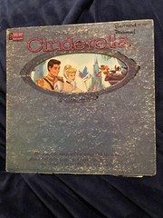 Disneyland Record Magic Mirror Walt Disney’s CINDERELLA Book & LP 1960