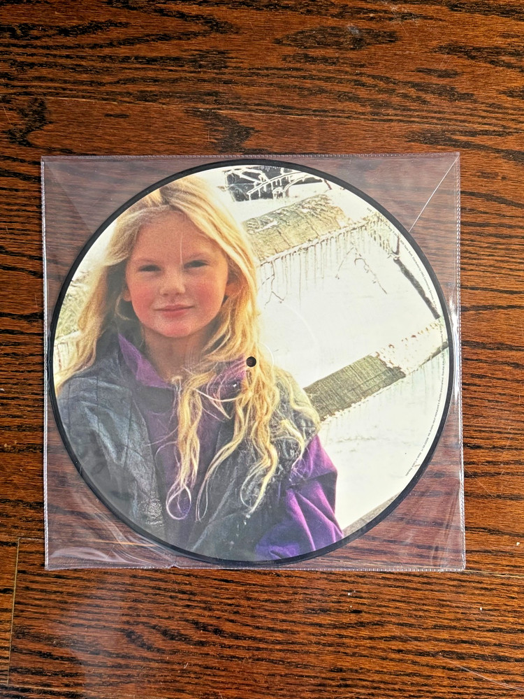 Taylor Swift ‘Christmas Tree Farm’ Limited Edition Holiday 12″ Picture Disc