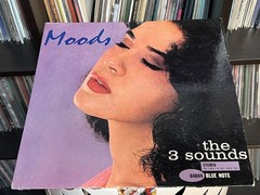 The Three Sounds – Moods (LP) (Good Plus (G+)) – 4145683605