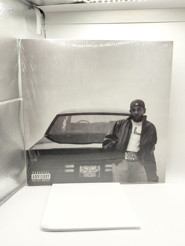Kendrick Lamar “GNX” 12″ Vinyl Record LP SEALED/Brand NEW, (2024)