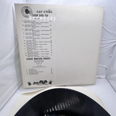 UNKNOWN ARTIST: The Cat – Custom Audio Traxx /Creative Advertising Thematics