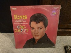 ELVIS PRESLEY Lp LSP3338 GIRL HAPPY FACTORY SEALED
