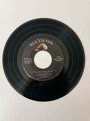 “The Voices of Christmas” The Voices of Walter Schumann EPC-1141 45RPM EP 7” Set