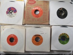 Record lot 45 rpm VG+/NM- 100+ vinyl w/ sleeves pop rock 50s/60s FREE SHIP 5M