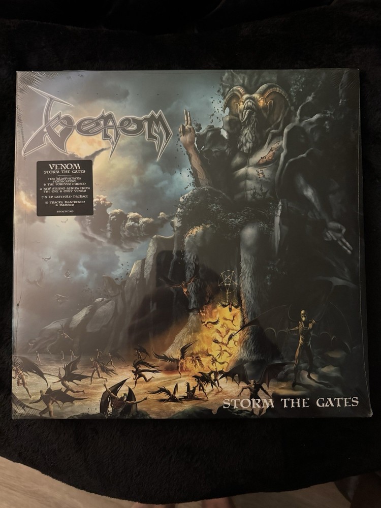 Venom – Storm the Gates 2LP NEW