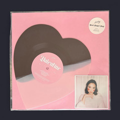 Laufey Valentine Heart Shaped Vinyl (Chocolate Strawberry) Limited Edition