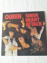 Queen Sheer Heart Attack Vinyl Album 1974 EMI Records EMC 3061