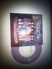 KATSEYE x Yeonjun Touch 7″ Pink Vinyl NEW Tomorrow X Together KPOP Rare 45 RPM