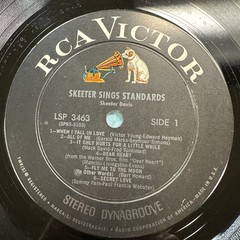 Skeeter Sings Standards LP Vinyl Record Skeeter Davis RCA Victor LSP 3463
