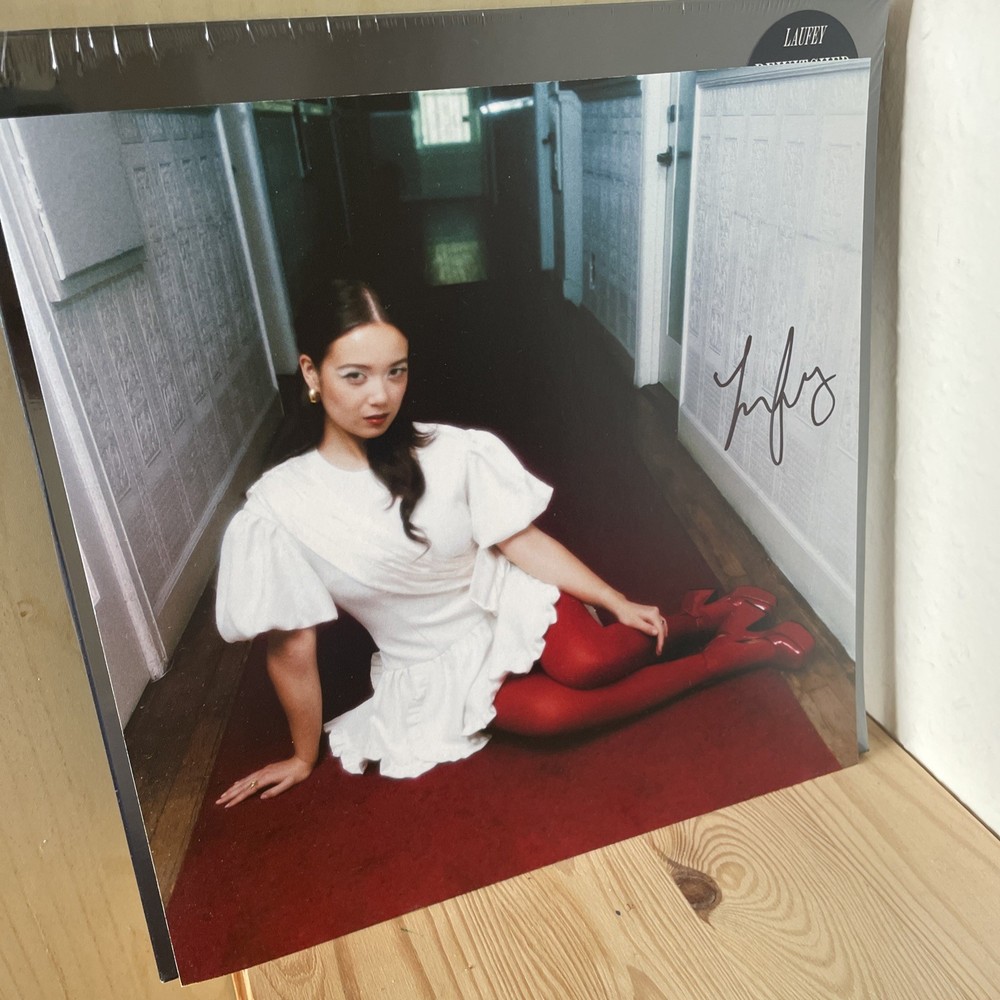 IN HAND Laufey – Bewitched Goddess Edition Navy Double Vinyl *SIGNED PRINT*
