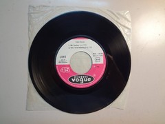 LOVE: (w/Arthur Lee) 7 And 7 Is + 3-France 7″ 66 Disques Vogue INT. 18095 EP PCV