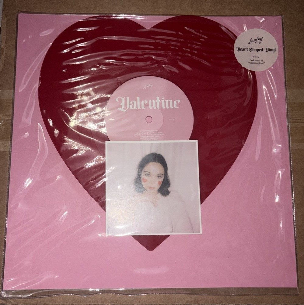 Laufey – Valentine – Heart-Shaped 7″ Vinyl IN HAND Numbered (3954/5000)