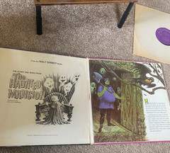 Walt Disney Studio Disneyland Haunted Mansion 1969 Stereo LP STER-3947 Book