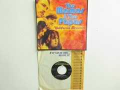 💥 ‘ THE MAMAS & THE PAPAS ‘ HIT 45+PICTURE [ California Dreamin’] 1966 ! 💥