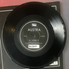 Austra ‎– Lose It 7” Single 45 Indie Rock Synth Pop 2011 UK Domino Records #’d