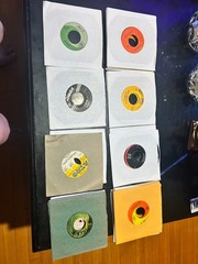 The Beatles – Lot of 30 45’s different labels most VG Condition no covers