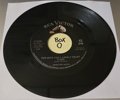 Skeeter Davis: He Says The Same Things To Me/Lonely Heart – VG+ | 1964 Country