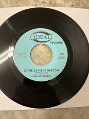 STING AUTHEMENT Cajun French 45 IDEAL 1033 Houma , La. MINT-