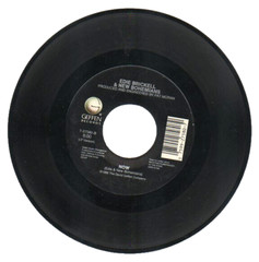 EDIE BRICKELL & NEW BOHEMIANS 45 RPM Record “CIRCLE” / “NOW” Excellent