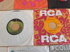 Vintage Lot 45 RPM Records & Sleeves Beatles Elvis Bee Gees Manfred Mann