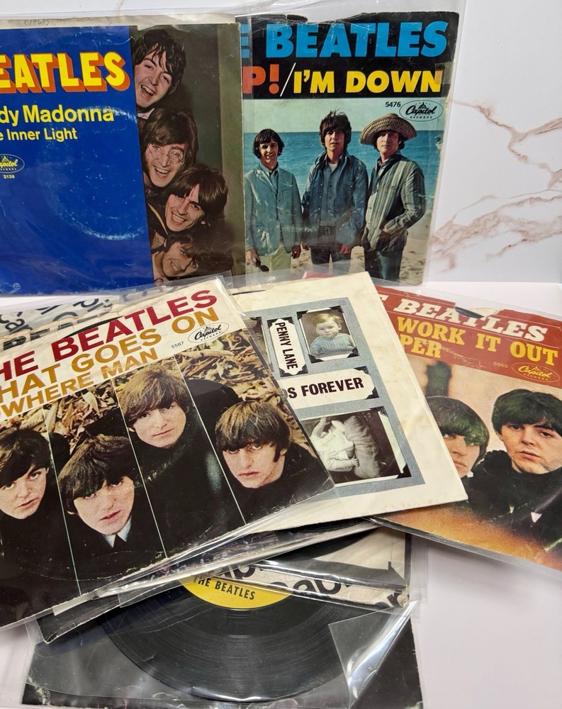 Vintage Beatles 45 Record Lot w/ 20 Singles & Carrying Case Capitol Records