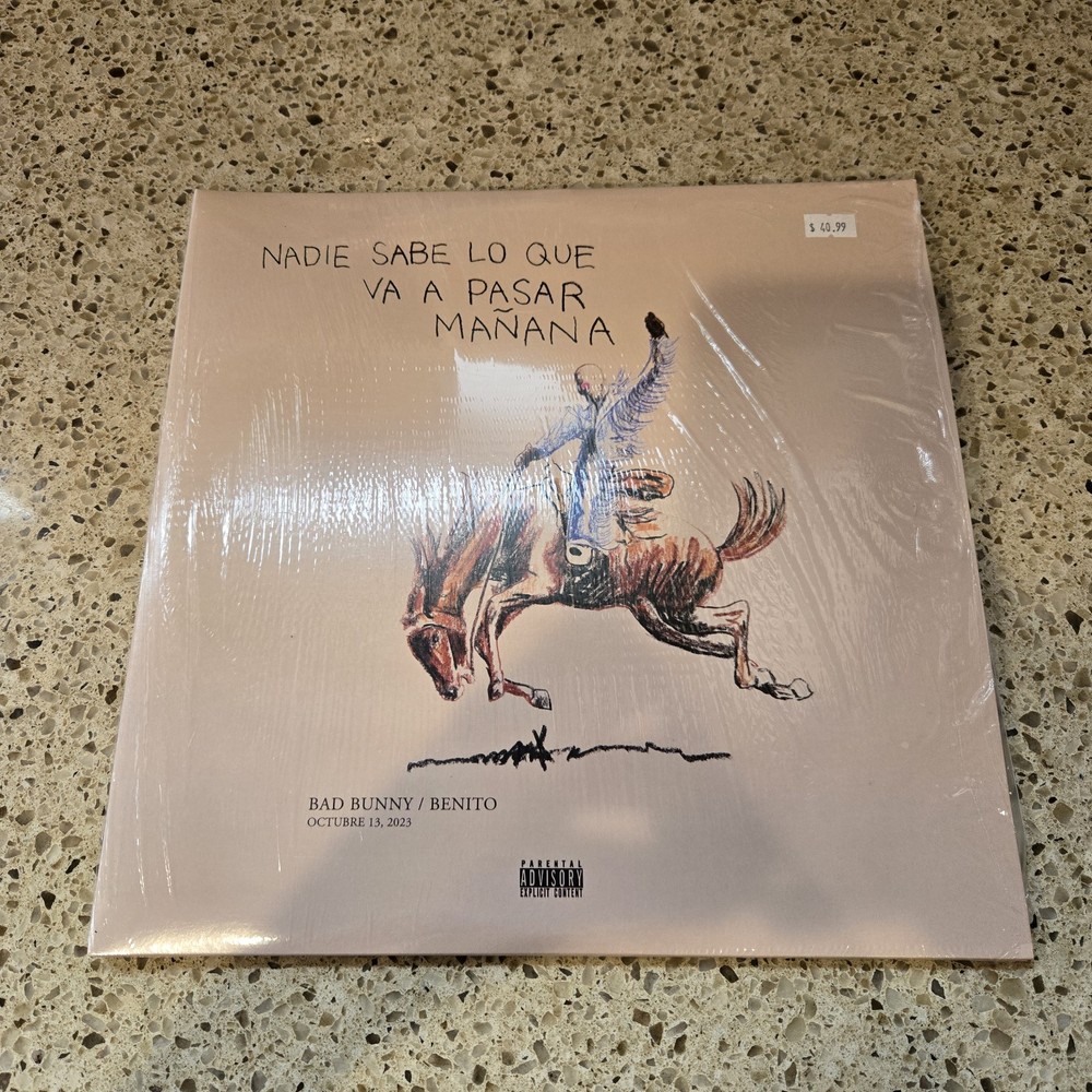 Bad Bunny Nadie Sabe Lo Que Va A Pasar Mañana LE Blue Vinyl Partially Open B103