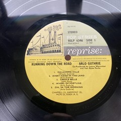 Arlo Guthrie “Running Down The Road” UK vinyl gatefold cover RSLP6346