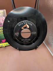 ELVIS PRESLEY BOSSA NOVA BABY / WITCHCRAFT 1963 RCA VICTOR 47-8243 PS