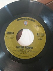 AMERICA: ventura highway / saturn nights WB 7″ Single 45 RPM Vinyl Record 7641