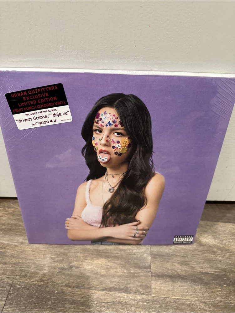 Olivia Rodrigo – SOUR – Limited Exclusive FRUIT PUNCH Vinyl LP Urban Outfitters