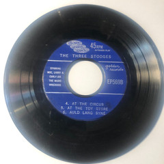 The Three Stooges The Music Wreckers 7″ Record 45 Ep We’re Coming To Your House