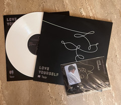 BTS *Love Yourself Tear* NM White Vinyl LP Booklet Stickers Photo Cards Postcard