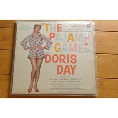 DORIS DAY “THE PAJAMA GAME” LP 12″ VINYL RECORD VG+ INNER CHEESECAKE [76]