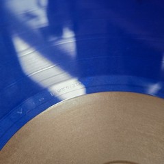 Bad Bunny Nadie Sabe Lo Que Va A Pasar Mañana LE Blue Vinyl Partially Open B103