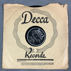 Bing Crosby White Christmas /God rest Ye & CHRISTMAS CAROLS-PART (1 & 2) 78rpm