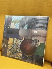 EMERALDS – WHAT HAPPENED VINYL – Editions Mego – EDITIONS Mego 109V 2010 Album