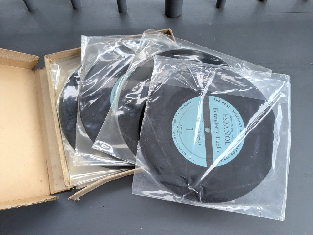 1960’s Learn Spanish Entender y Hablar Español Set of 10 Records 33-1/3 RPM 7″