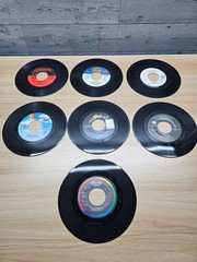 LOT OF 7 1980’S HARD ROCK VINYL 45’S – EUROPE, WHITESNAKE, JOAN JETT, ETC.