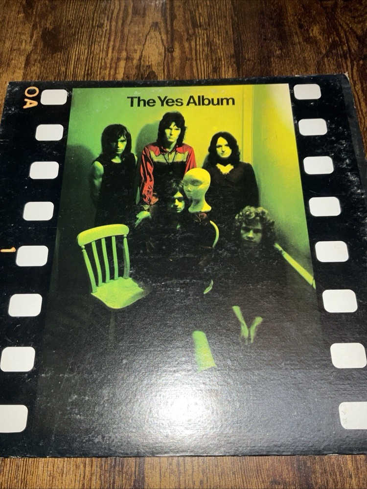 Yes – The Yes Record Album 12″ Record 1971 Atlantic Rock 33 RPM SD 19131