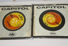Vintage Beatles 45 Record Lot w/ 20 Singles & Carrying Case Capitol Records