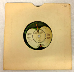 The Beatles Hey Jude / Revolution 7 Inch Single R 5722 Parlophone A2 023