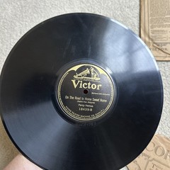 4 VICTOR Records SCROLL 78 RPM LOT w Sleeves 2 Songs Per Disk Vtg 1920s – As Is