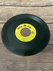 Peter Pan 45 RPM Vinyl Record Popeye SEE NOTES