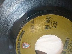 AMERICA: ventura highway / saturn nights WB 7″ Single 45 RPM Vinyl Record 7641