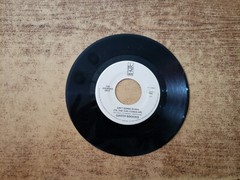 1990S MINT-EXC Garth Brooks – Ain’t Going Down/KICKIN AND SCREAMIN 17496 45