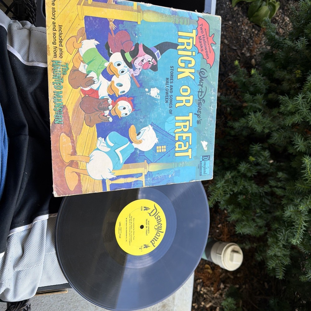 Disney Trick Or Treat LP 1974 | Disneyland Halloween Record | No Masks | 33RPM