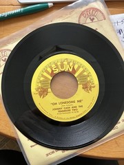 2 45s Johnny Cash Oh Lonesome Me And Blue train 45 Record Both Great Condition