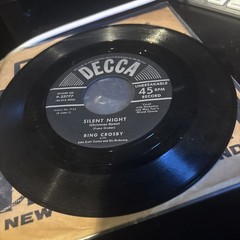 DECCA Bing Crosby Adeste Fiddles Come All Ye Faithful Side 1 Side 2 Silent Night